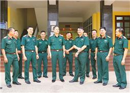 Nhân lên vinh dự tự hào, xây dựng LLVT Quân khu vững mạnh toàn diện  “mẫu mực, tiêu biểu”